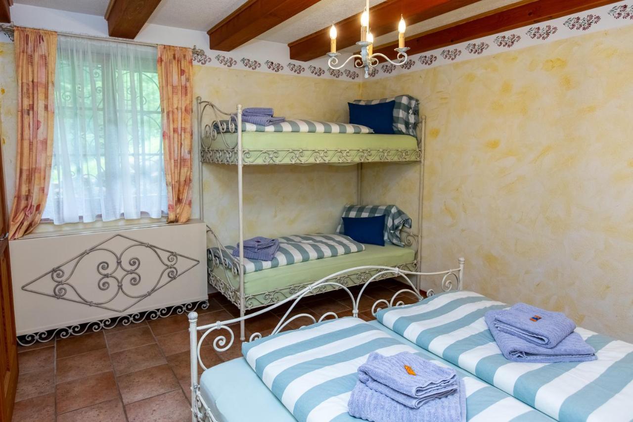 Apartment Pod Skalco เยเซนิตเซ ภายนอก รูปภาพ
